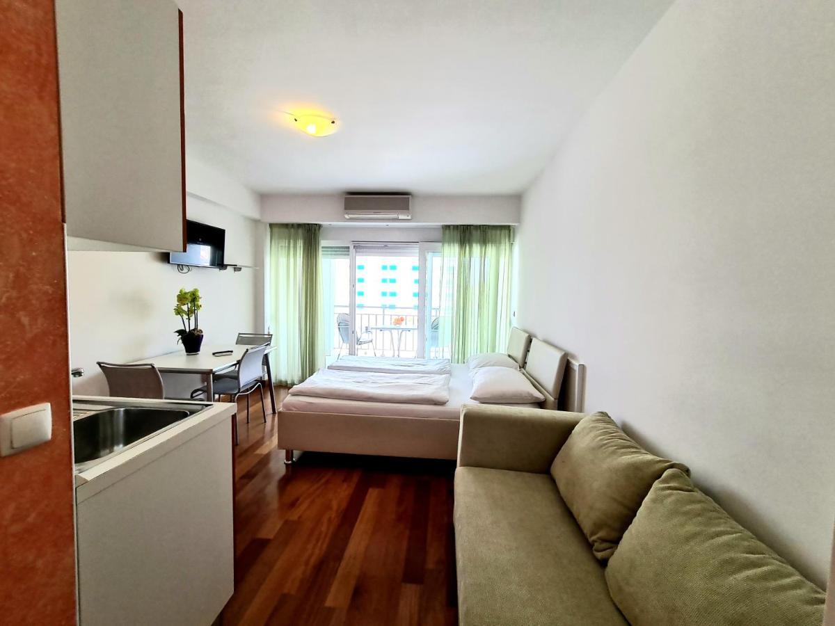 Apartments Veronika Makarska Ngoại thất bức ảnh