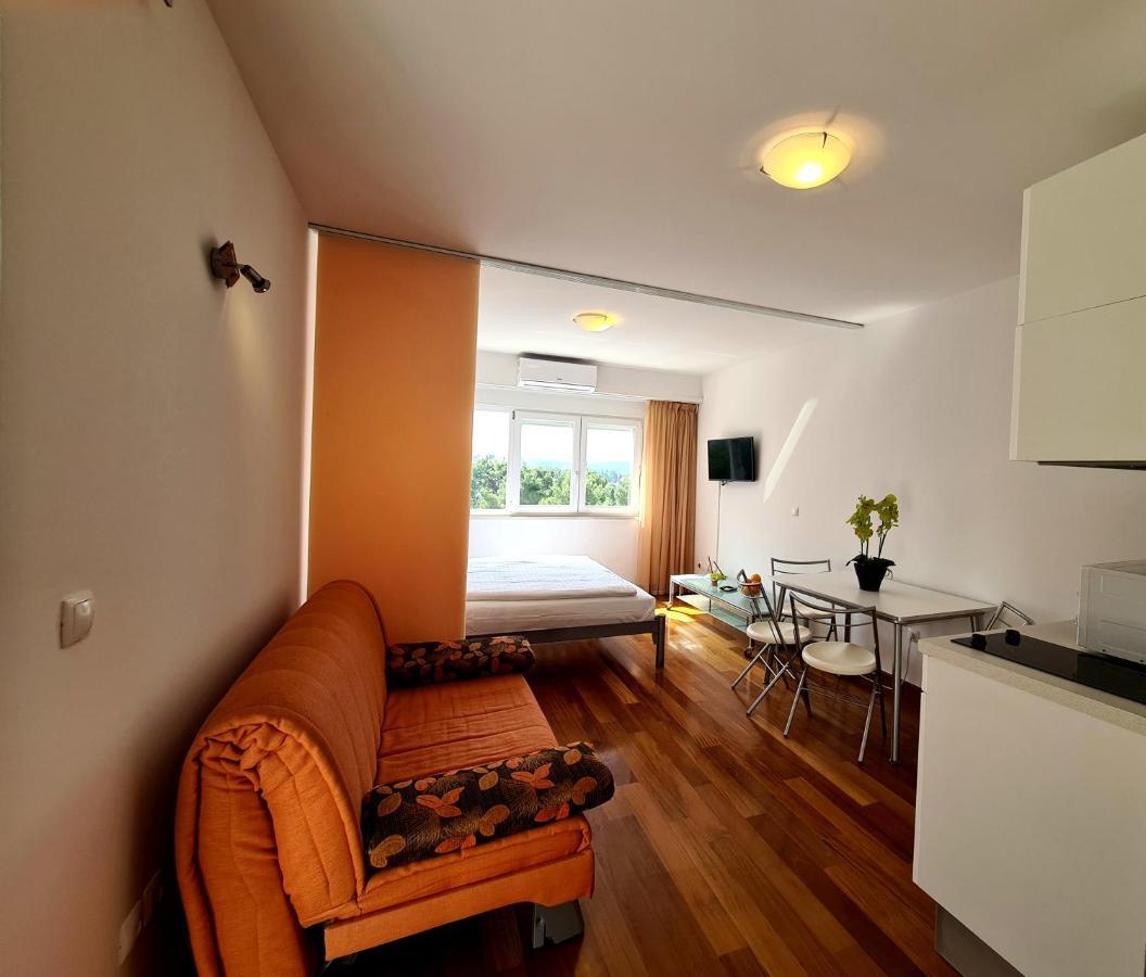 Apartments Veronika Makarska Ngoại thất bức ảnh