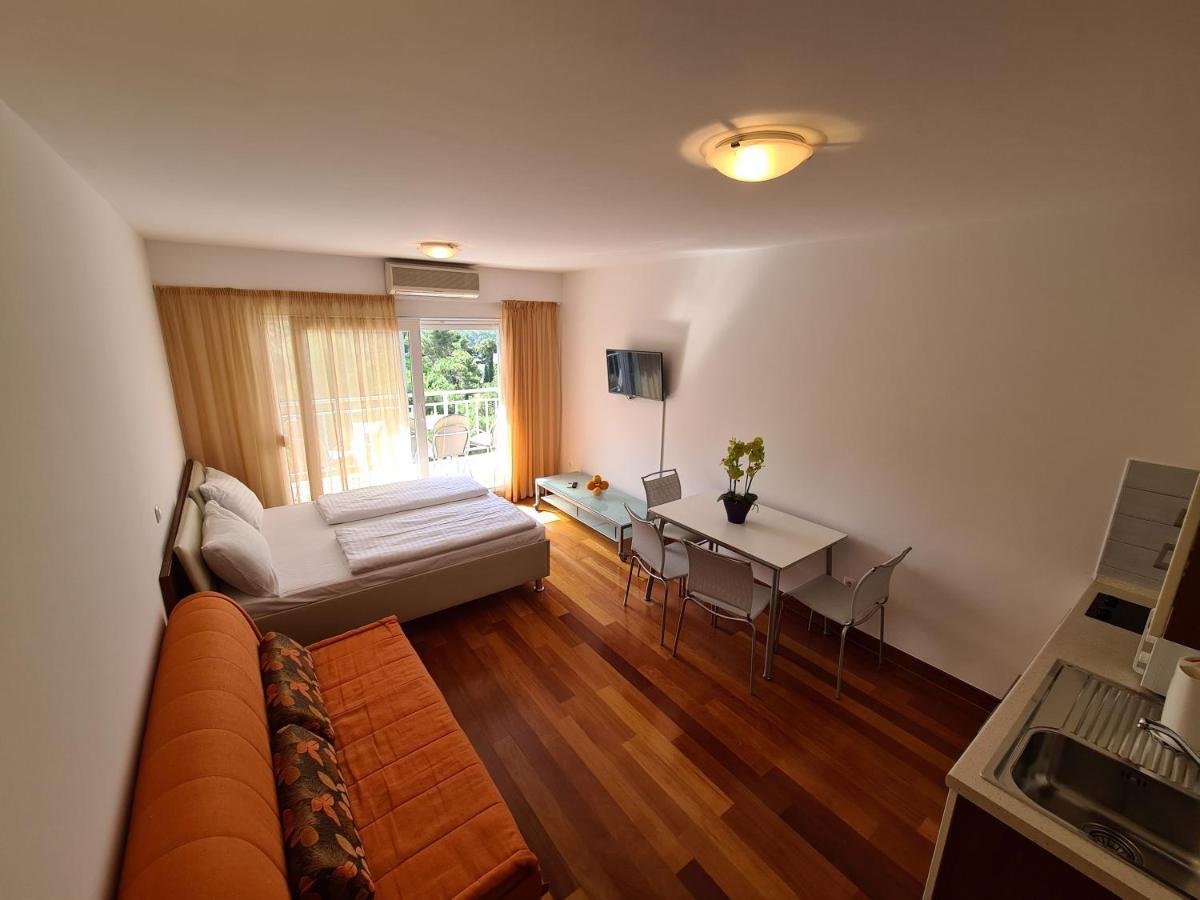 Apartments Veronika Makarska Ngoại thất bức ảnh