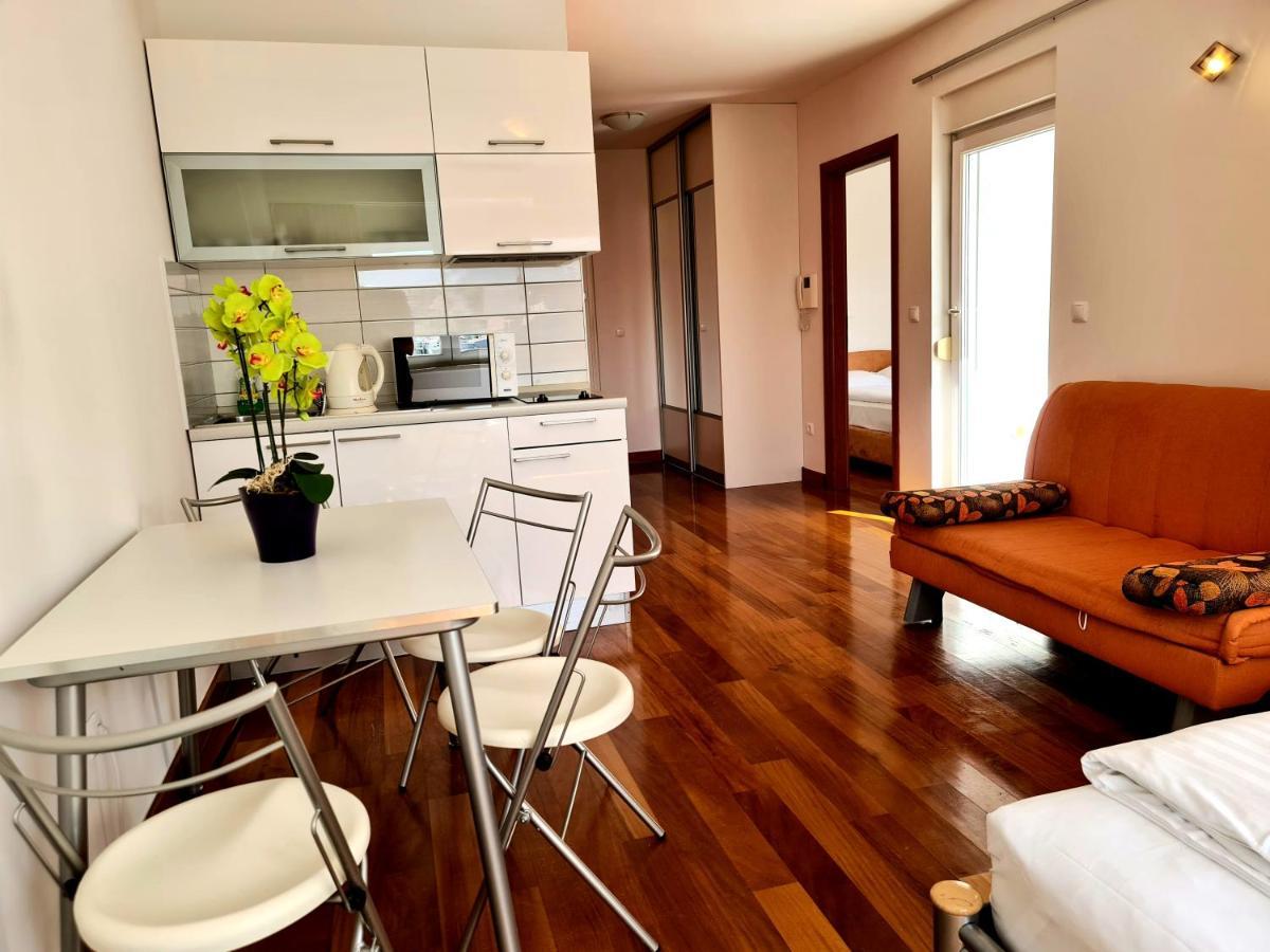 Apartments Veronika Makarska Ngoại thất bức ảnh